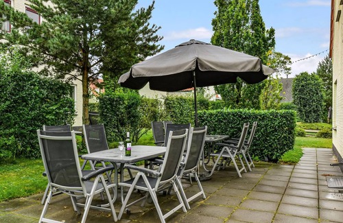 Municipality of Valkenburg aan de Geul Villa | Accessible 10-Person Villa in Landal Kasteeldomein De Cauberg