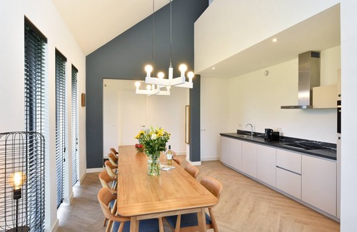 Witmarsum House | Spacious 10-Person Residence at Landal Elfstedenhart