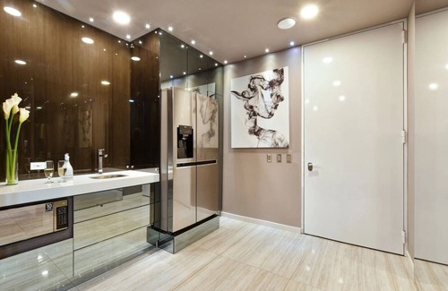 Popular Apartment | Luxury 10BR Penthouse Package right in Lleras Park
