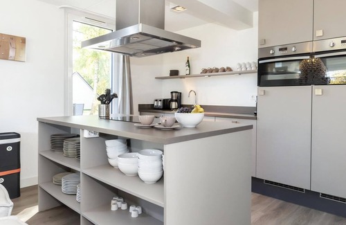Krov House | Elegant 12-Person Bungalow at Landal Mont Royal Retreat