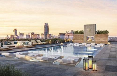 Rainey Street Historic District Apartment | Stylish 1BR with Rooftop Pool & Views Near Rainey St.