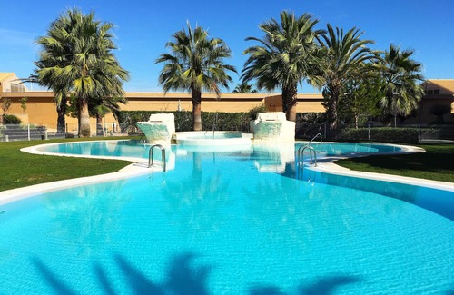 Platja de l'Arenal Apartment | Oceanfront Apartment Marmara 34: Family-Friendly Retreat