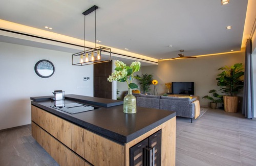 Sint Michiel Apartment | Exceptional Beachfront Apartment at The Shore, Blue Bay Resort