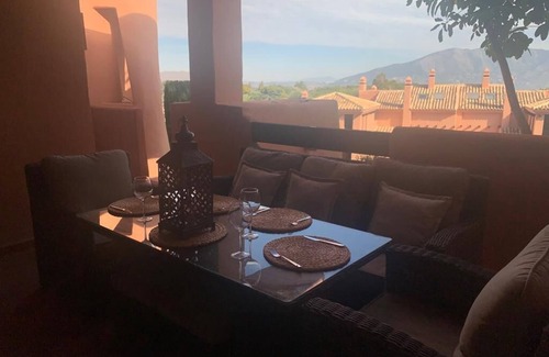 Ojen Apartment | Elegant 2-Bed Apartment with Ocean View in El Soto De Marbella