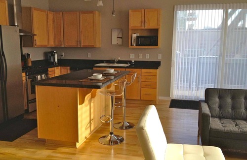 LoDo Condo | Guest Favorite: Riverfront 2-Bedroom with Great Amenities