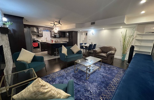 Meadowvale Village House | Elegant 2-Bedroom Suite with Kitchen Near Toronto Airport
