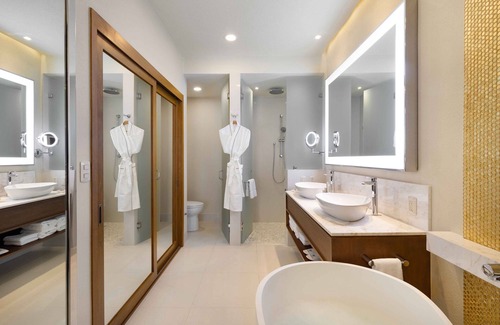 Santa Rosa Hotel | Elegant 2-Bedroom Suite with Pool View in San José del Cabo