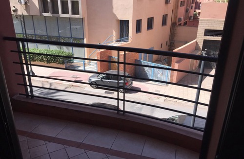 Medina Apartment | Elegant 2 Bedroom Apartment Near Plaza with Great Amenities