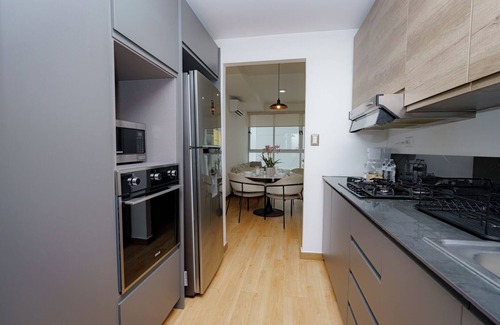 Marbella Condo | Luxury 2 bedroom apt with free parking