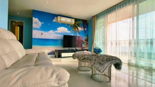 Jomtien Apartment | Luxury 2-Bedroom Sea View Escape