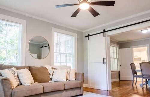 Milledgeville Apartment | Elegant 2 Bedroom Apartment in Downtown Milledgeville