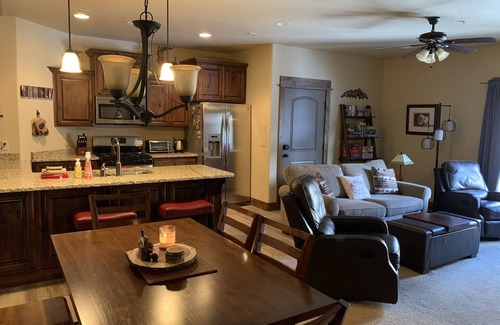 Brian Head Condo | Exceptional 2BR Retreat with Garage, Sleeps 6 - Perfect Getaway