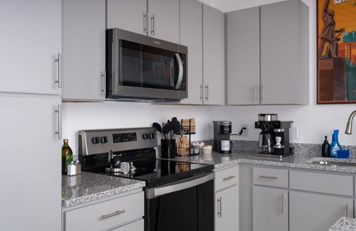 Pelham Apartment | Convenient Stay Near Oak Mt Amphitheatre & Pelham Civic Complex