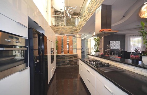Villas Ana Maria Villa | Unforgettable 21BD Party Complex by Beaches & Clubs