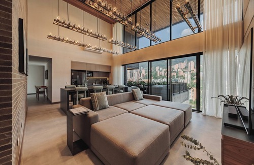 Alejandria Apartment | Luxury 2490 sqft Duplex with unbeatable city view with pool and gym
