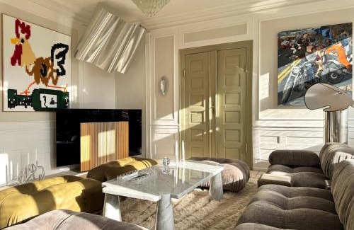 Copenhagen K Apartment | Elegant Kings Garden View Flat with Family-Friendly Amenities