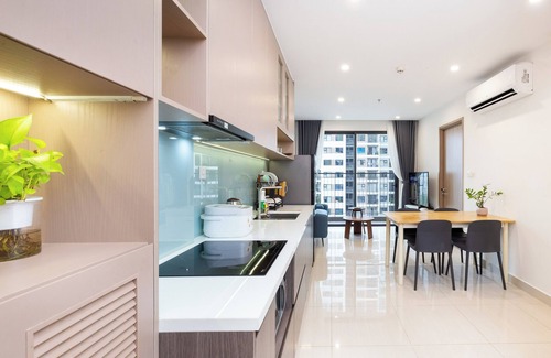 District 9 Apartment | Stylish 2-Bedroom Retreat at Vinhomes Grand Park