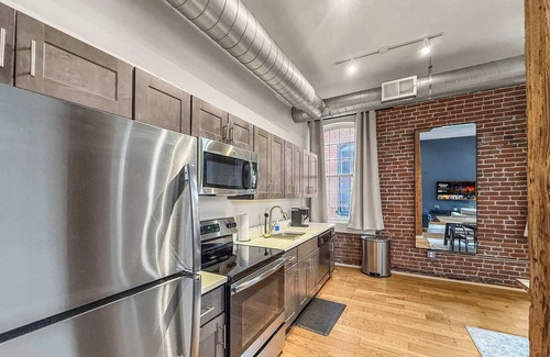 Northern Liberties Apartment | Luxury 2BD | 6 Beds | Northern Liberties