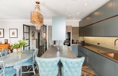 Leamington Spa Apartment | Luxury 2Bed In The Heart Of Leamington w/Parking | Pass the Keys