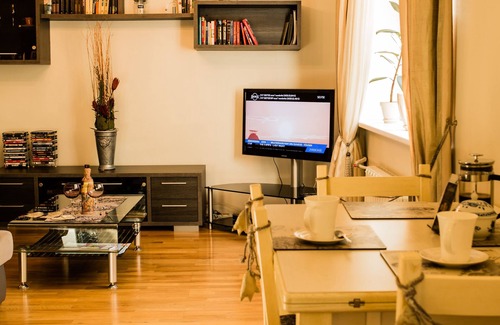 Kesklinn Apartment | Central 2RM Apartment with Spa & Hot Tub, Close to Old Town