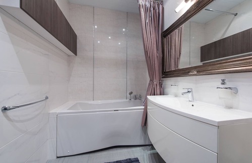 Kesklinn Apartment | Central 2RM Apartment with Spa & Hot Tub, Close to Old Town