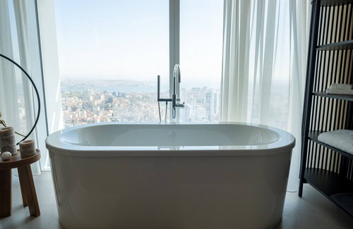 Gayrettepe Apartment | Stylish 3+1 Apartment for Families in Istanbul