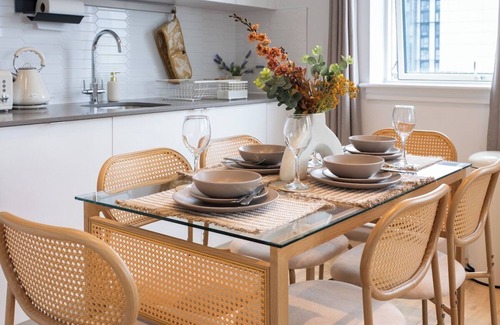 Wembley Park Apartment | Luxury 3-Bed Apt in Wembley Park