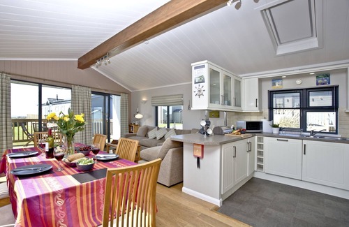 Salcombe Ski Chalet | Oceanfront 3-Bed Lodge in Salcombe with Breathtaking Views