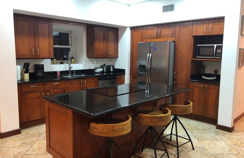 Jaco Condo | Exceptional Oceanfront 3-Bedroom Condo in Jaco Beach