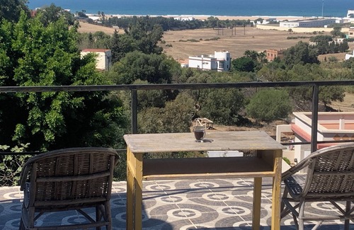 Bni Makada Apartment | Luxury 3-bedroom apartment - near the sea
