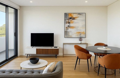 Lindfield Apartment | Luxury 3 Bedroom Apt - Central Location, Minutes from Station & Supermarkets