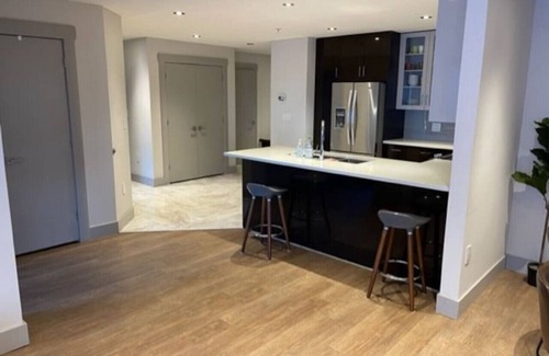Downtown Halifax Apartment | Prime 3 Bedroom Oasis in Downtown Halifax - Rated 9.6/10