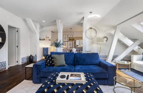 Santa Maria Maior Apartment | Luxury 3-Bedroom Retreat at Prime Location – Modern Comfort, Historic Charm