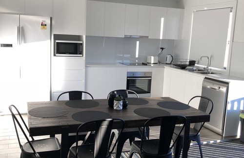Jindabyne Villa | Elegant 3-Bedroom Villa in Jindabyne - Rated 9.4/10