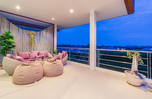 Khao Tao Villa | Elegant 3 Bedroom Villa with Sea View and Pool Access