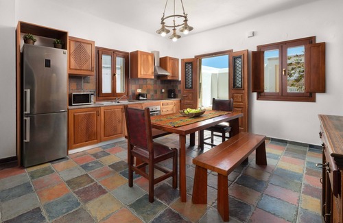 Lindos Villa | Charming 3 Bedroom Traditional House in Lindos Village