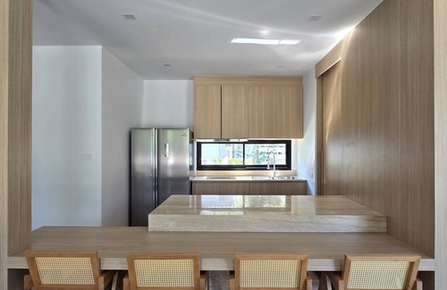 San Phak Wan House | Luxury 3-bedrooms family pool villa with AC and WiFi in good location Hangdong