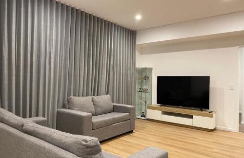Adelaide Central Business District Apartment | Delightful Disney 3 BR Apartment with Pool and Gym Access
