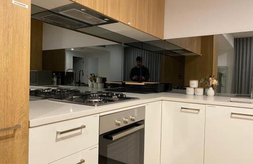 Adelaide Central Business District Apartment | Delightful Disney 3 BR Apartment with Pool and Gym Access