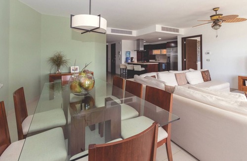 Puerto Juarez Condo | Ocean View Retreat: Condo Buena Vida at Mareazul Resort