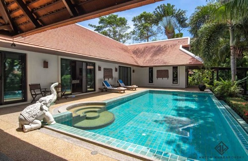Rawai Villa | Luxury 3 BR Lagoon View Pool Villa in Baan Bua Estate close to Nai Harn Beach
