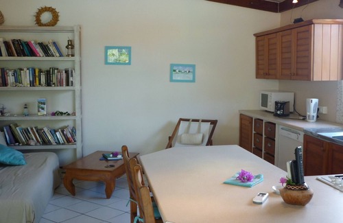 Le Mont-Dore Cottage | Cozy 3-Star Cottage with Oceanfront Pool and Breakfast