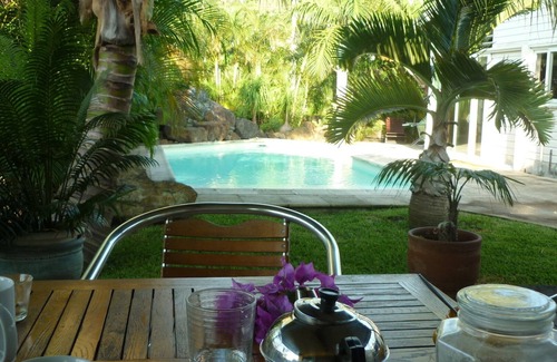 Le Mont-Dore Cottage | Cozy 3-Star Cottage with Oceanfront Pool and Breakfast