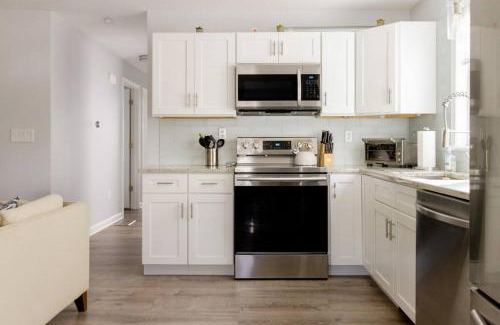 Wanskuck Apartment | Elegant 3BD Condo in the Heart of Providence