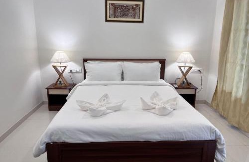 Marra Villa | Inviting 3BHK Villa with Pool Steps from Candolim Beach