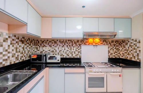Semanggi Apartment | Elegant 3BR Apartment at Sudirman Tower with Pool Access