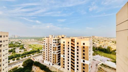 Karachi Apartment | Luxury 3BR Apartment Near KarachiAirport,MalirCant