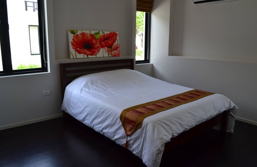 Chakphong House | Elegant 3BR Beachfront Home for Family Getaways