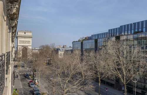 Chaillot Apartment | Luxury 4 Bed Residence - Next to Arc de Triomphe