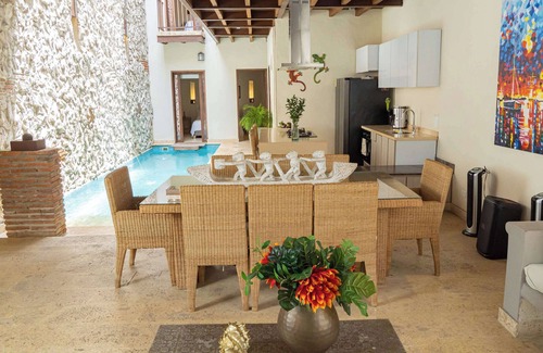 Cartagena Villa | Exquisite 4 Bedroom Colonial Mansion in Getsemani
